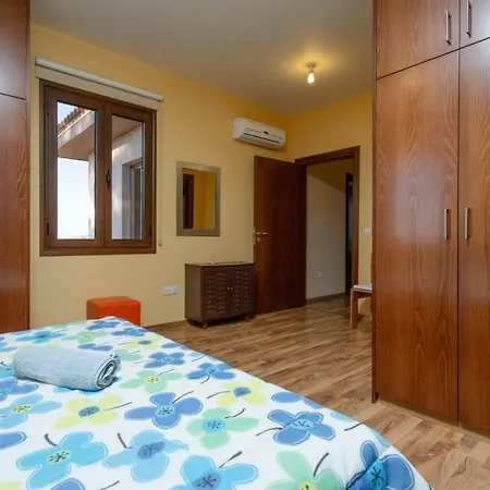 Вилла Kinousa 2 Пафос
